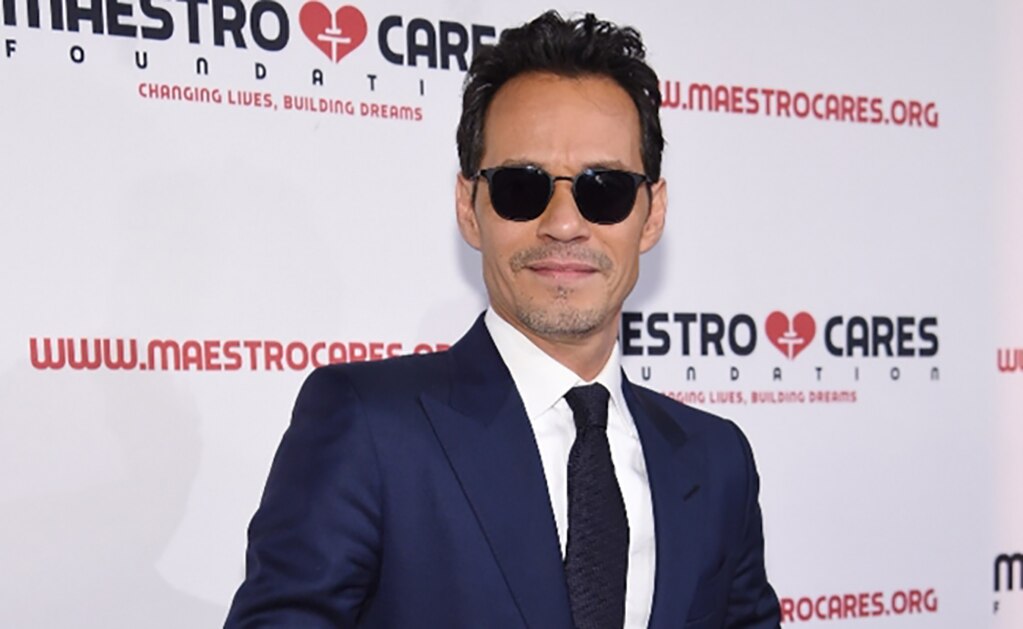 Se incendia yate de lujo de Marc Anthony