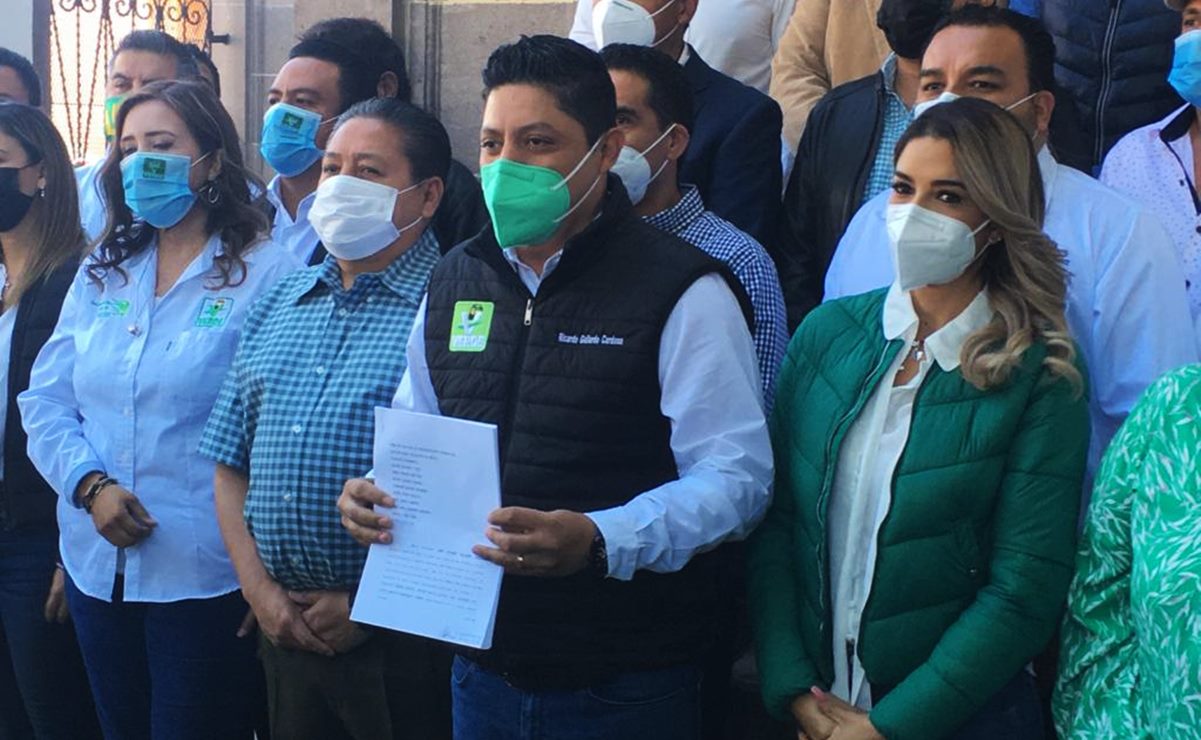 Gallardo Cardona solicita su registro como precandidato del PVEM a la gubernatura SLP