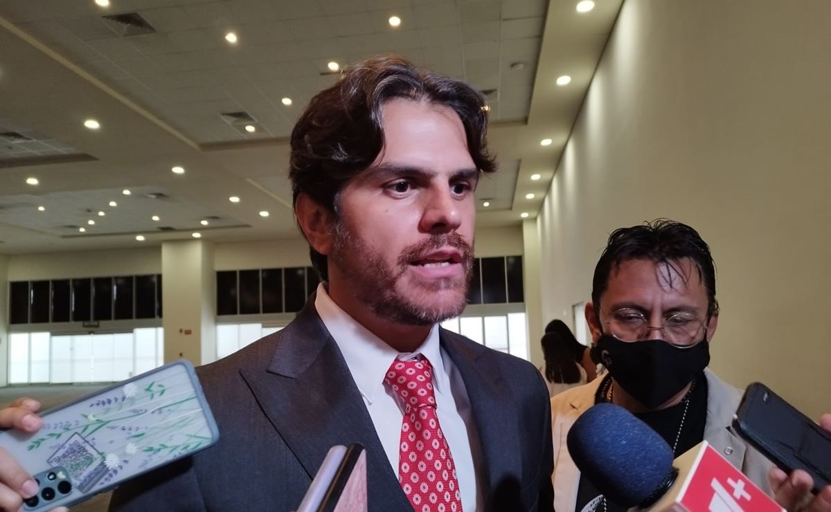 Trámites y burocracia, frenan inversiones en SLP, afirma Sedeco