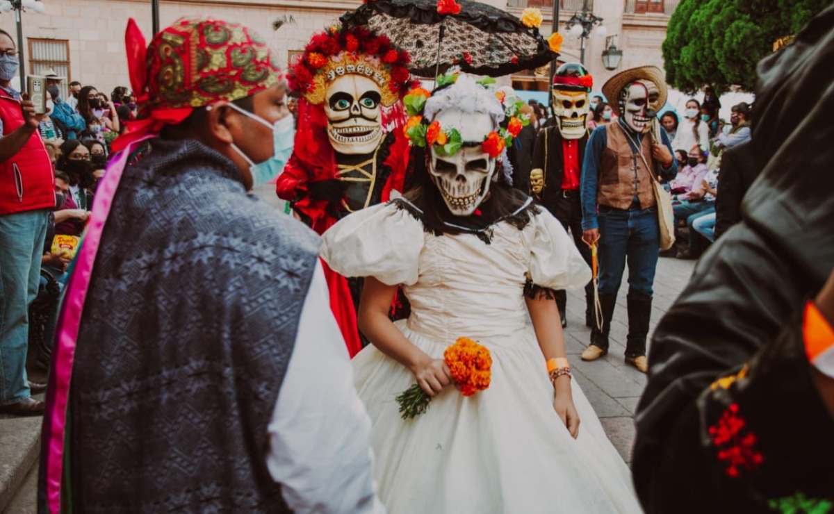 Continúan en SLP las actividades de Xantolo con gran afluencia de personas