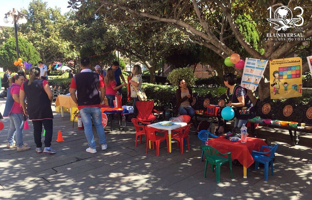 Estancias infantiles se instalan en Plaza de Armas 