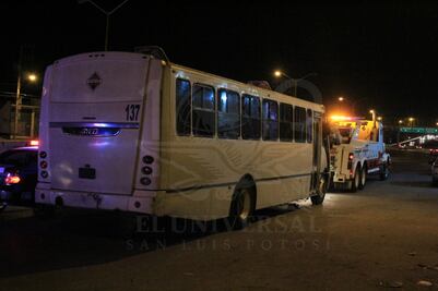 Muere ciclista tras ser embestido por transporte de personal