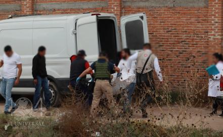 Localizan cadáver en canal de aguas negras 