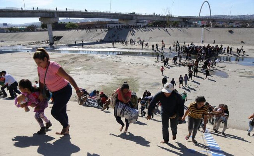  Deporta México a 98 migrantes que intentaron cruzar la frontera