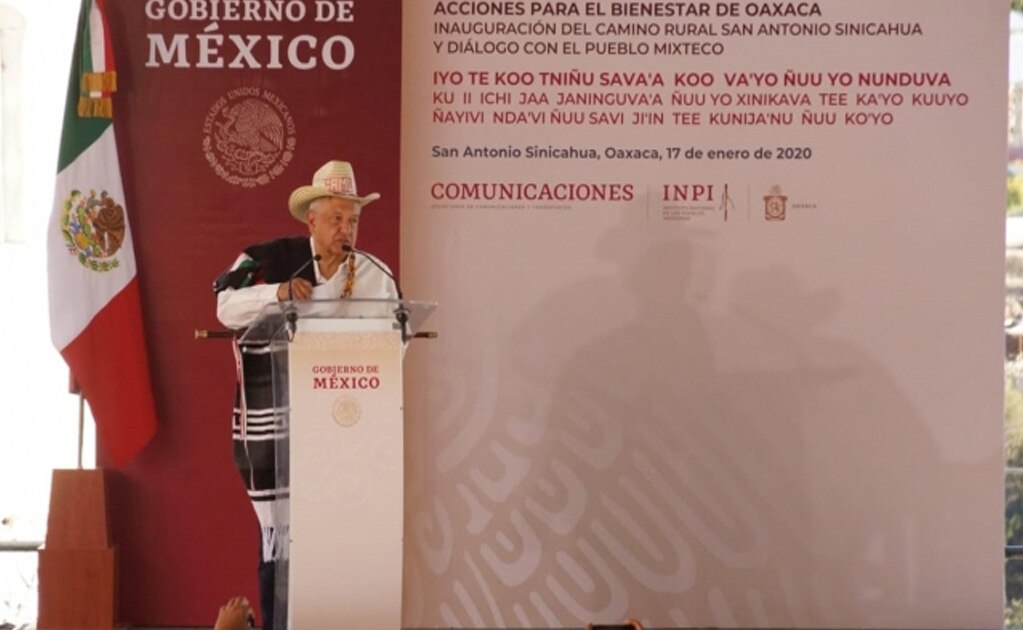 El presidente López Obrdaor ofreció un mensaje en la comunidad de San Antonio Sinicahua. Foto: Edwin Morales / EL UNIVERSAL