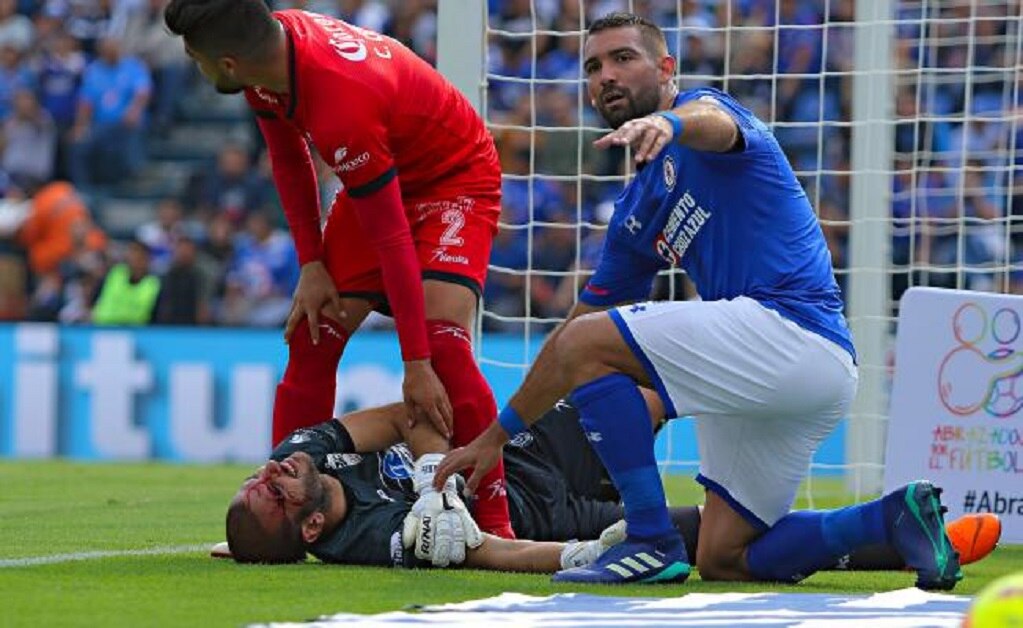 Lucero Álvarez vuelve a sufrir choque en la cabeza