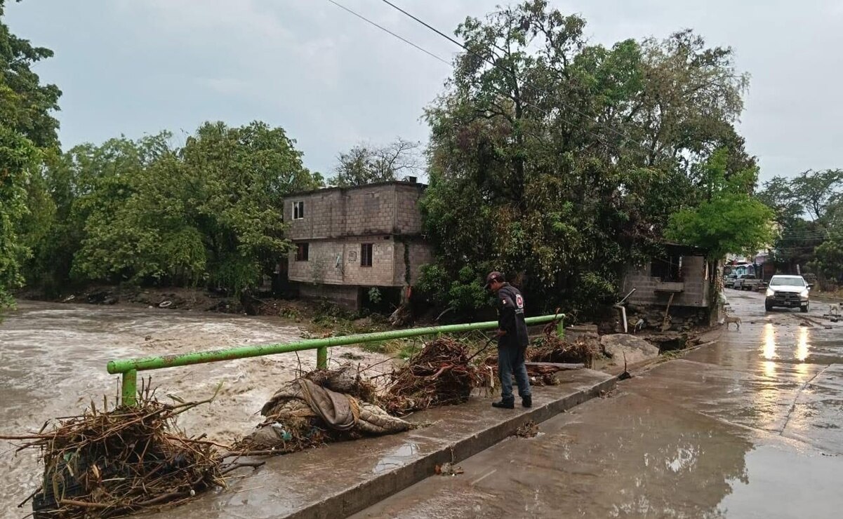 Por lluvias del huracán Erick, anuncian suspensión de clases en la Huasteca y zona Media de SLP