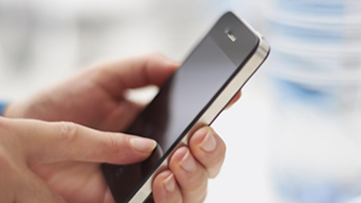 "Una foto no va a arruinar mi vida", pensó al enviar sus imágenes desnudo