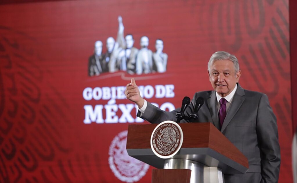 AMLO: se deben suprimir exámenes de admisión a bachillerato y universidades