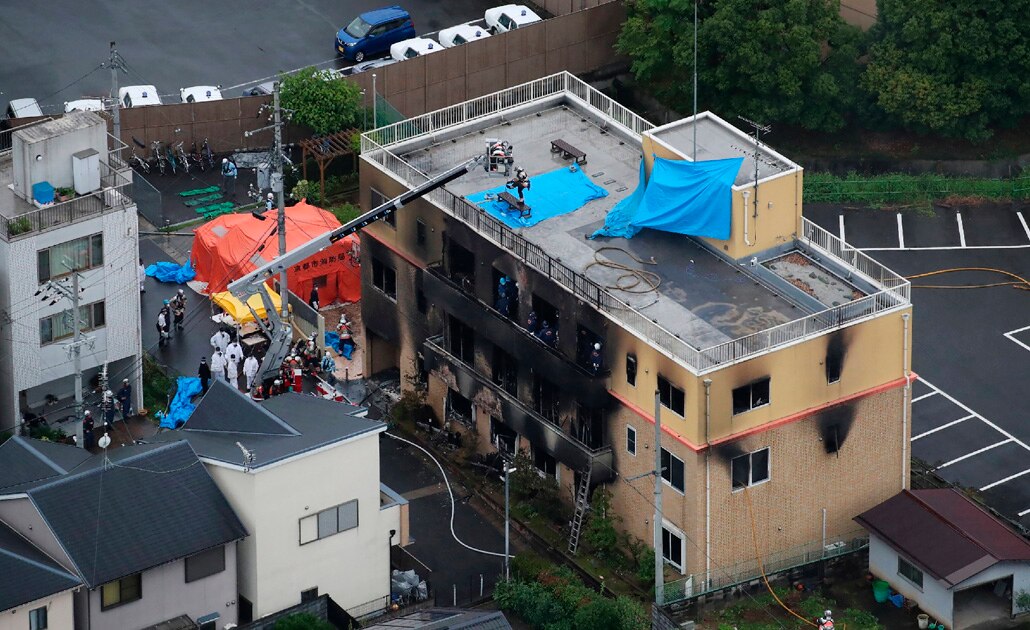 “¡Van a morir!” gritó hombre que incendió estudio de animación de Japón
