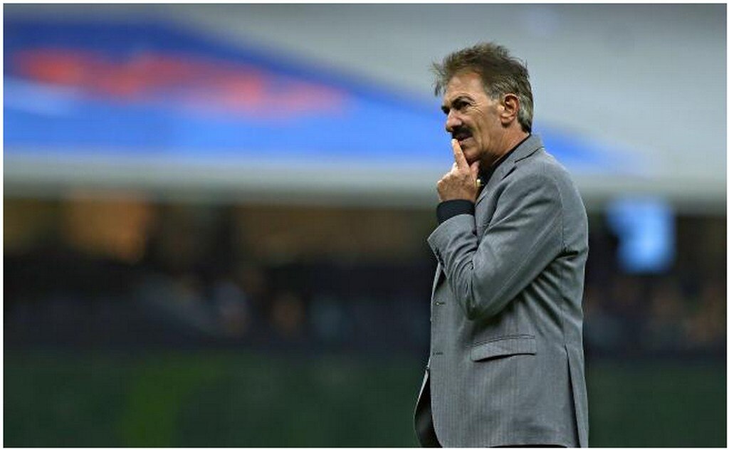  Pyramids cesa al técnico Ricardo La Volpe