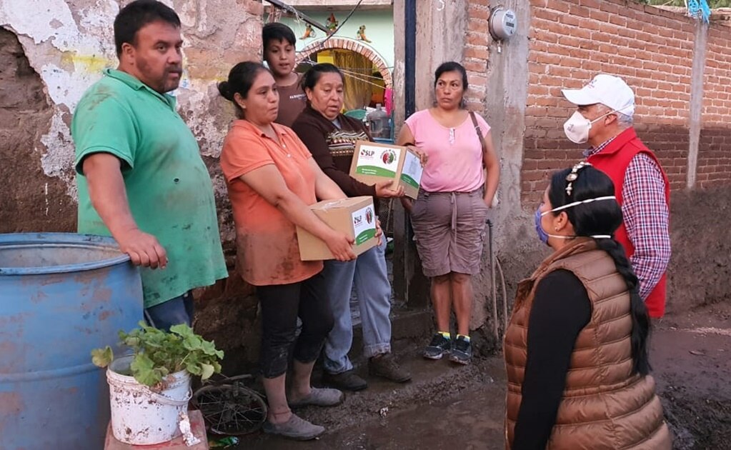Tras tromba, Sedesore reparte cobijas y despensas a familias damnificadas de Zaragoza