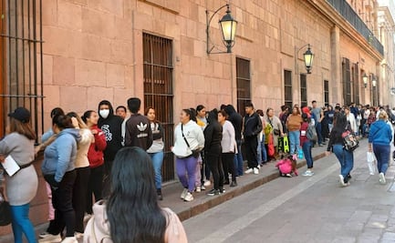 “Dinoasis” desata locura; potosinos hacen fila por entradas gratuitas al nuevo parque acuático