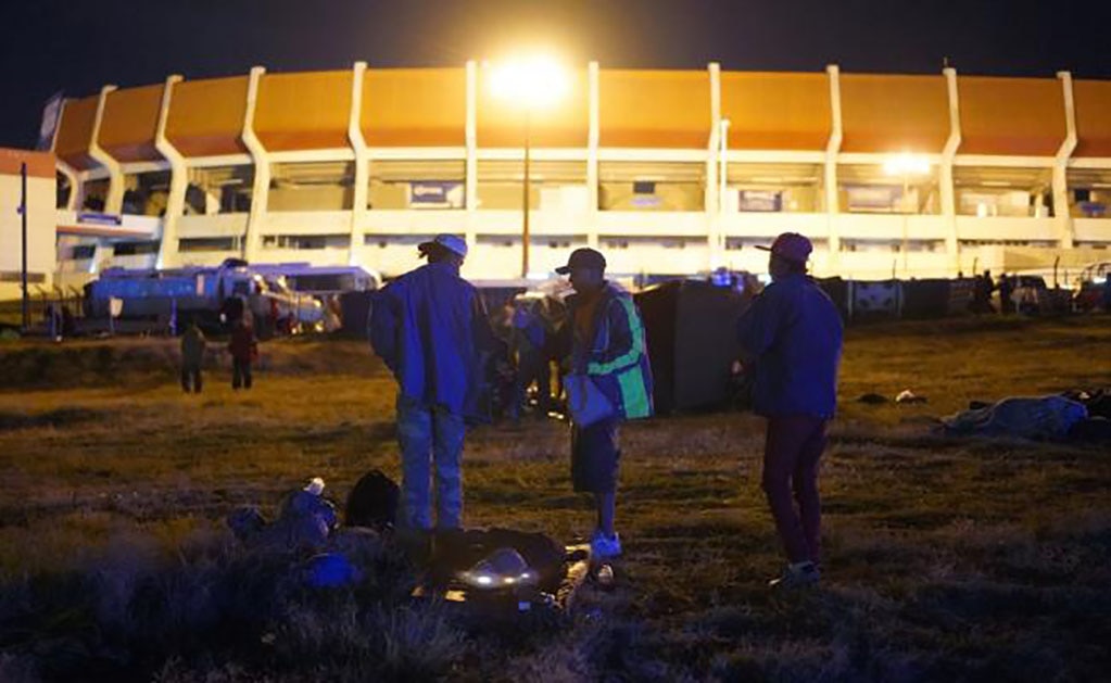 Caravana migrante sale de Quéretaro rumbo a Guanajuato