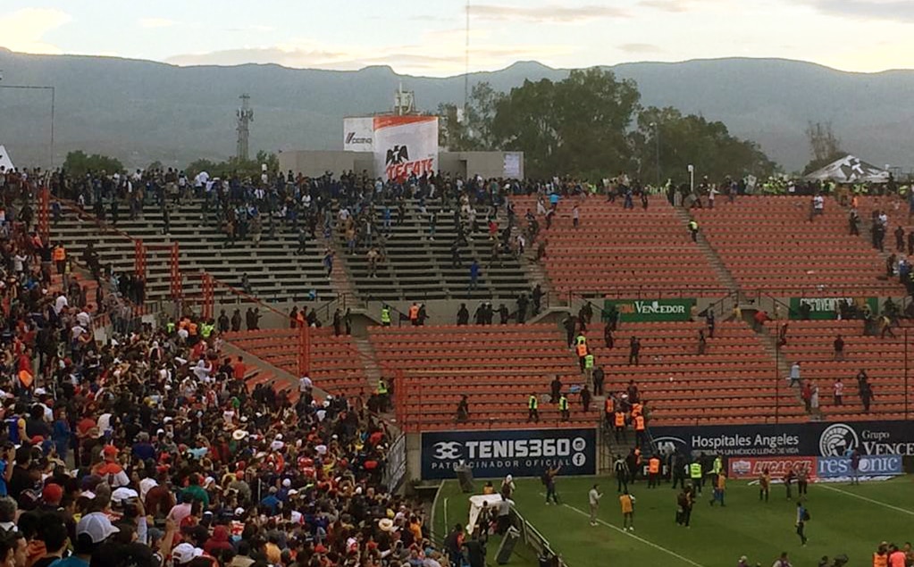 Gobernador lamenta y reprueba riña en el Alfonso Lastras