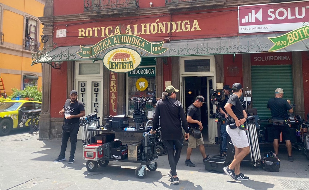 Rodaje de la serie de Netflix "Las Muertas" en el centro de SLP