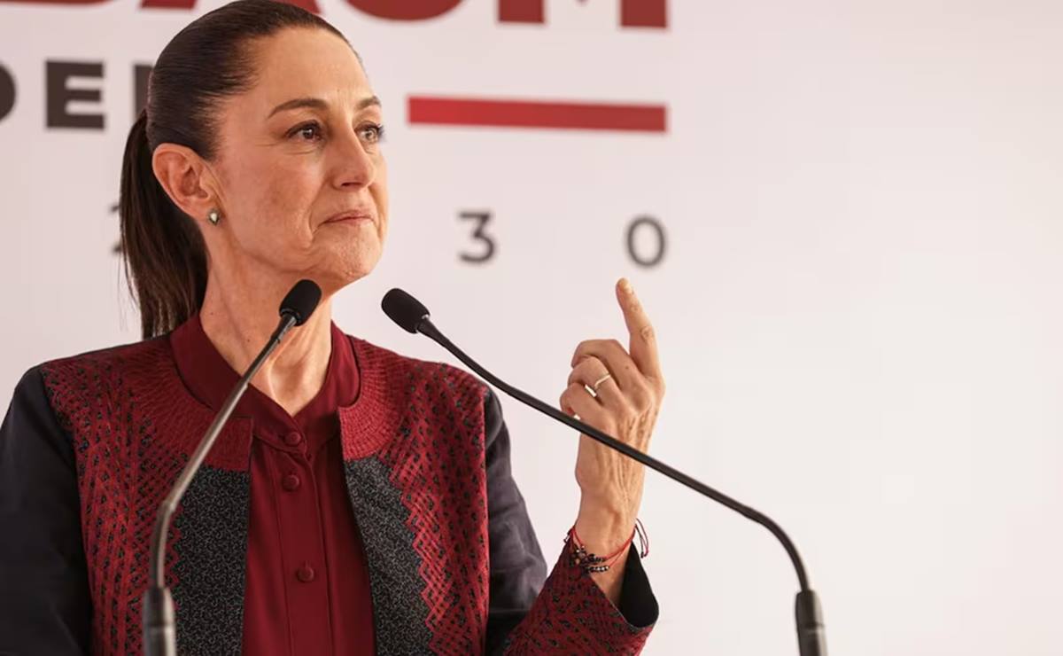 Claudia Sheinbaum anuncia que Zoé Robledo seguirá como director del IMSS. Foto: EL UNIVERSAL