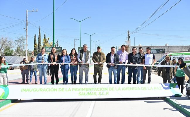 Gobernador de SLP inaugura calles y arranca camino Salinas–Peñón Blanco; refuerza apoyos alimentarios en Salinas de Hidalgo  