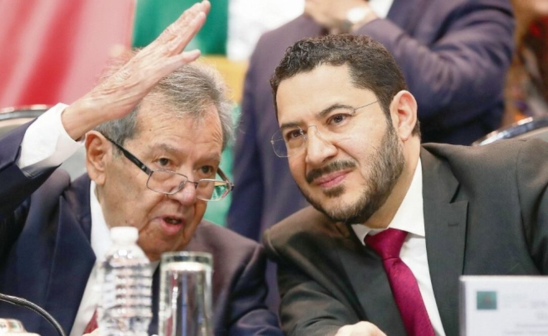 Porfirio Muñoz Ledo, presidente de la Cámara Baja, y Martí Batres, presidente de la Mesa Directiva del Senado de la República. Fotografía: DIEGO SIMÓN. EL UNIVERSAL