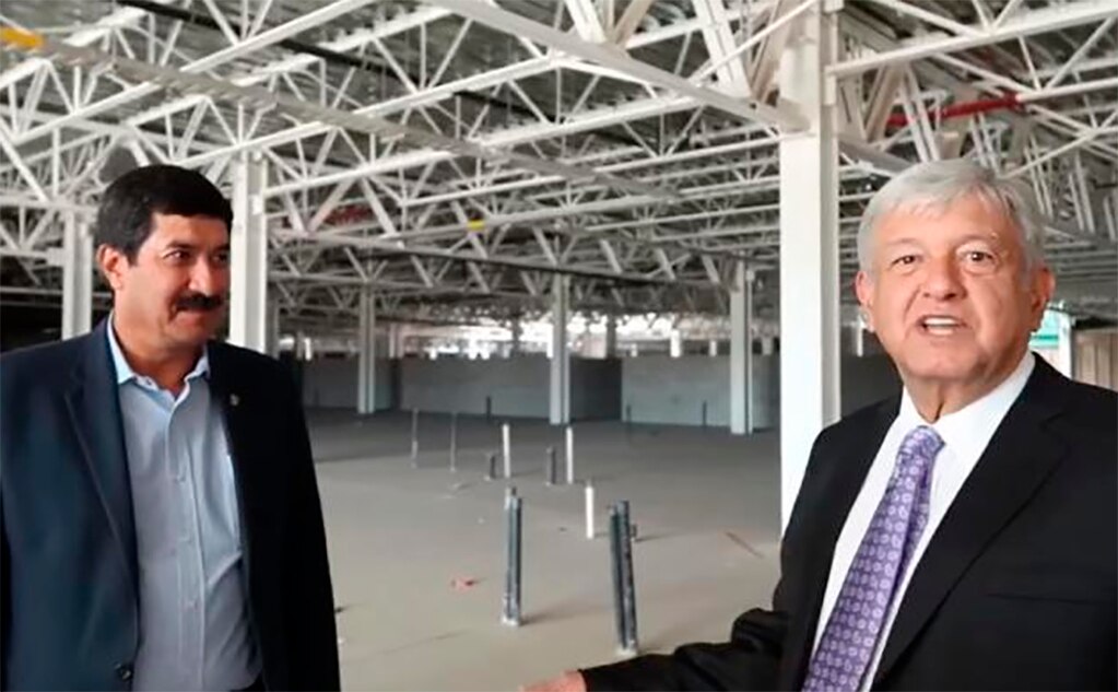 AMLO y Corral acuden a hospital "fachada" en Juárez