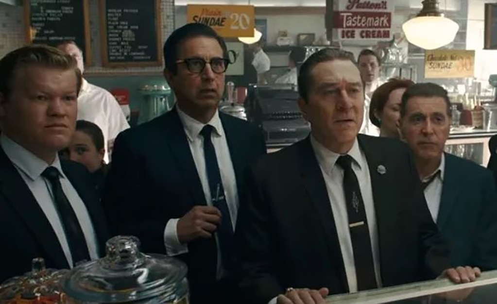 Defiende Robert De Niro a "El irlandés" ante los ataques