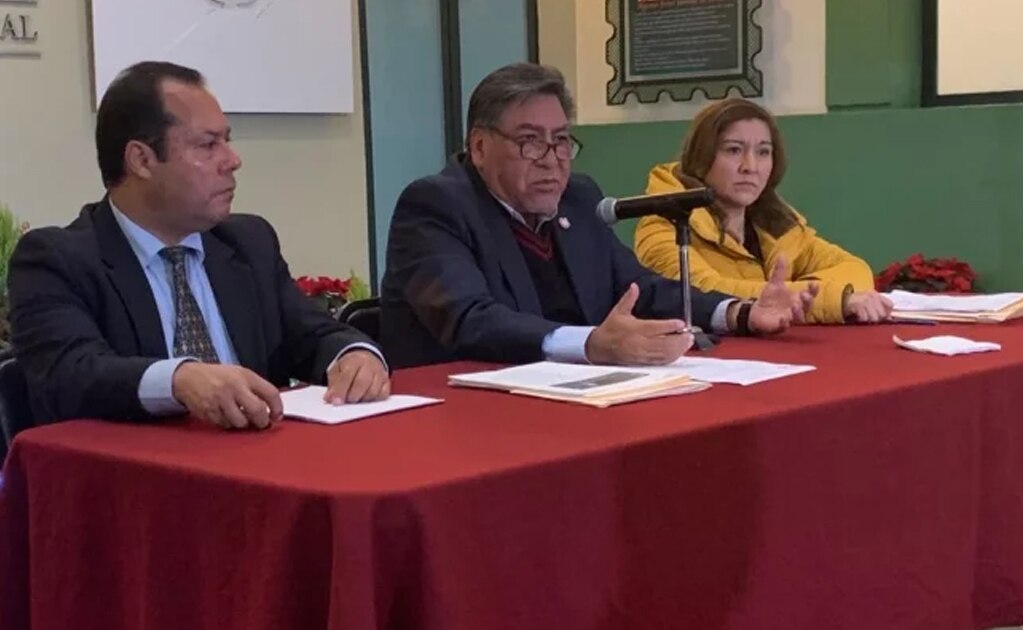 Trabajadores temen desaparición del servicio postal mexicano