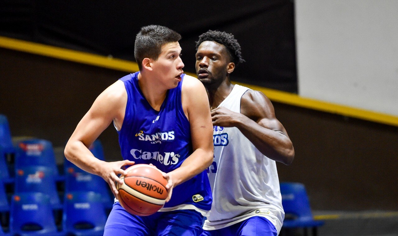 C.B. Santos por el triunfo ante Laguneros 