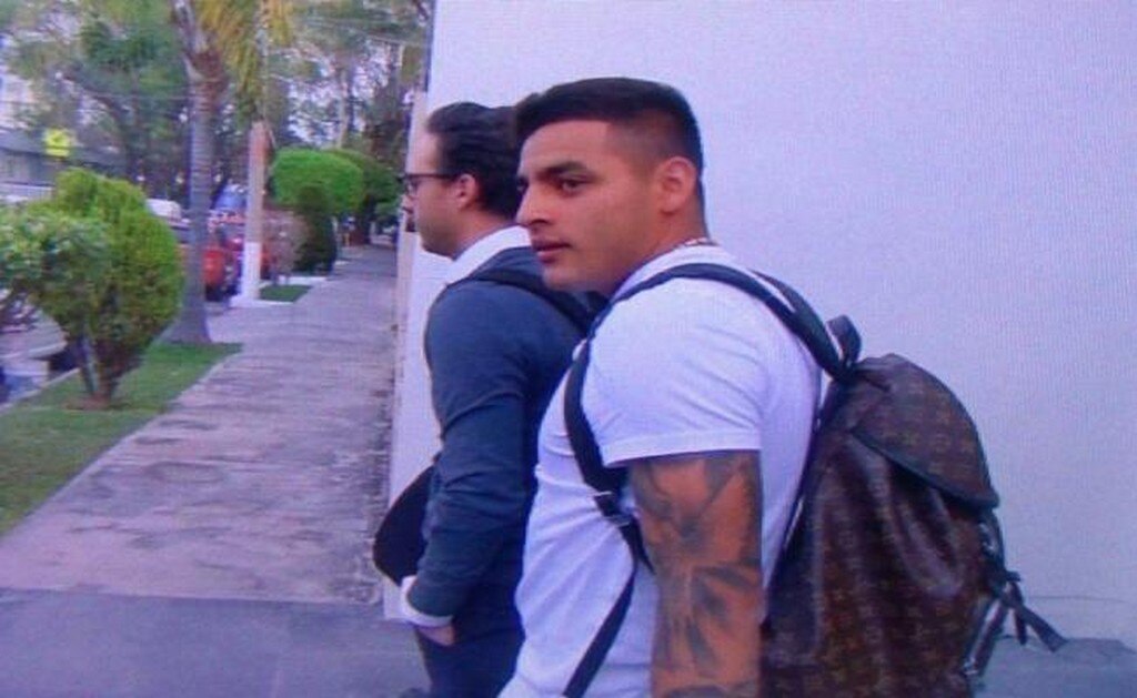  Alexis Vega hace pruebas médicas con Chivas