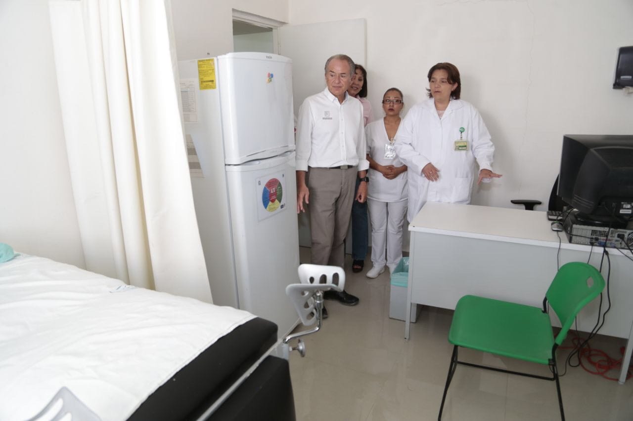 JMCL entrega ampliación de Clínica de Salud en El Huizache, Guadalcázar