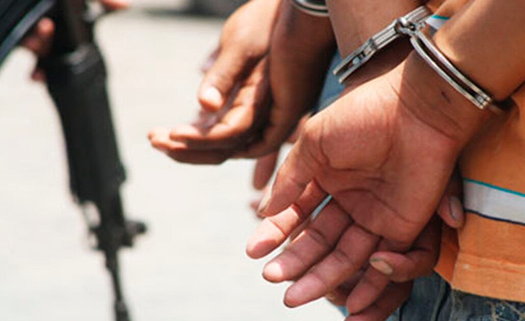 Detienen a dos hombres que abusaron de una menor en Cerritos