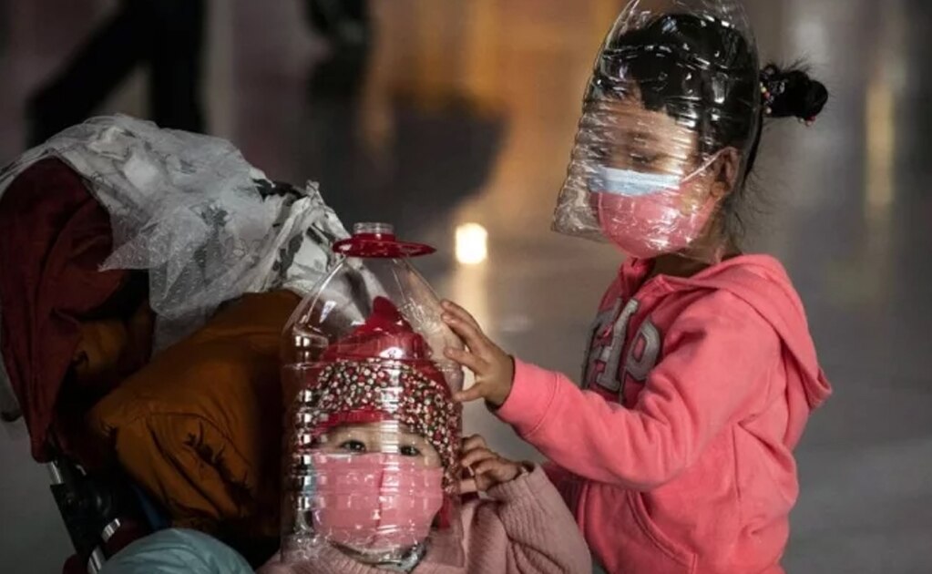 La OMS explicó que lavarse las manos es más efectivo que llevar mascarilla para prevenir el contagio del coronavirus (Foto: Getty Images)