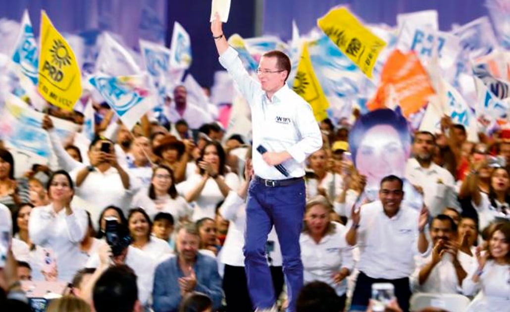 Pide Anaya no votar por "el padre del gasolinazo"