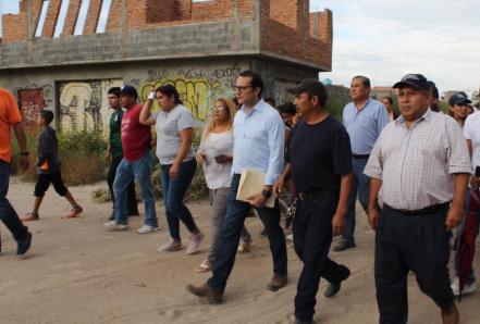 Anuncian electrificación de colonia Los Limones