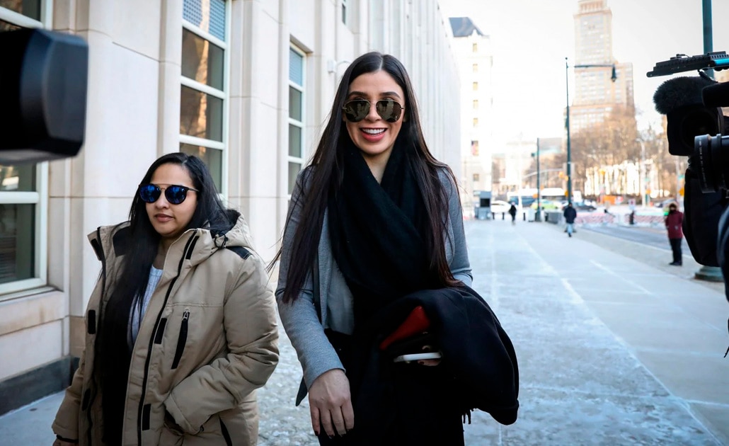 Emma Coronel defiende a "El Chapo"; "no es como lo muestran en el juicio", dice