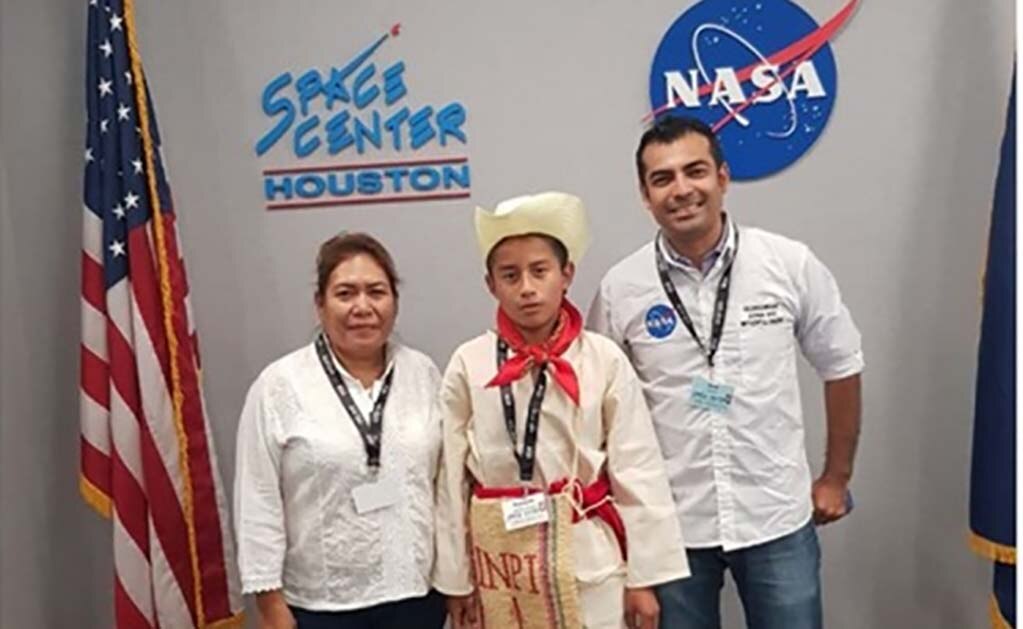 Recibe joven motozintleco capacitación en la NASA