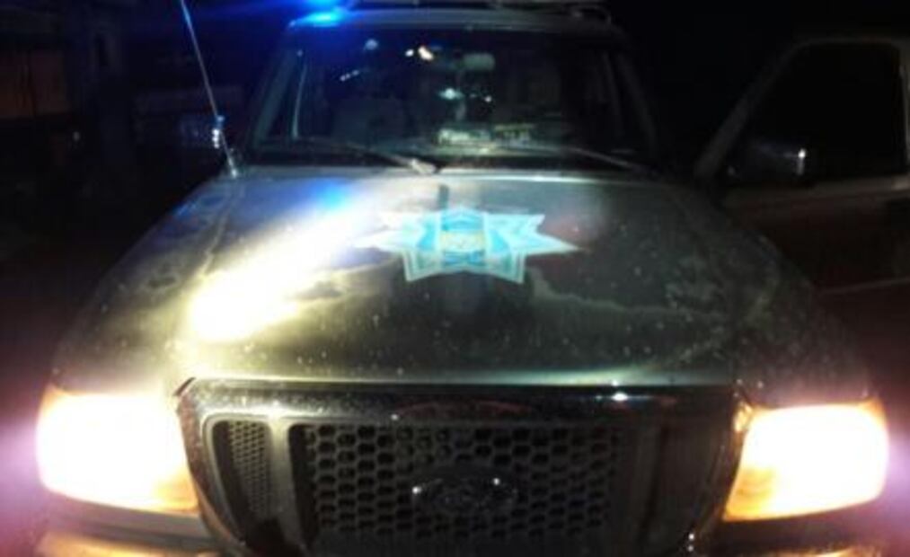 Balean patrulla de la Policía Municipal en Tamuín, dos lesionados