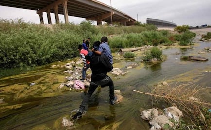 Frenan el paso a 61 mil migrantes en las fronteras de México