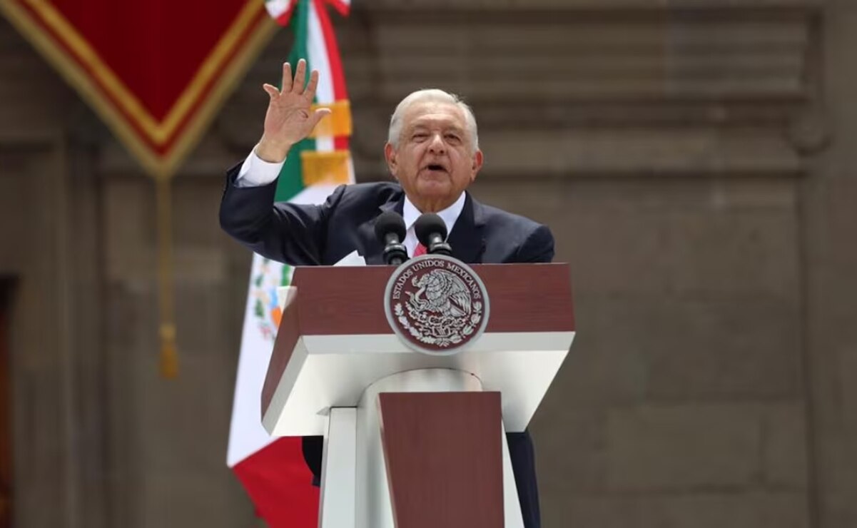 López Obrador dio su Sexto Informe de Gobierno en la plancha del Zócalo de la CDMX. Foto: Diego Simón / EL UNIVERSAL