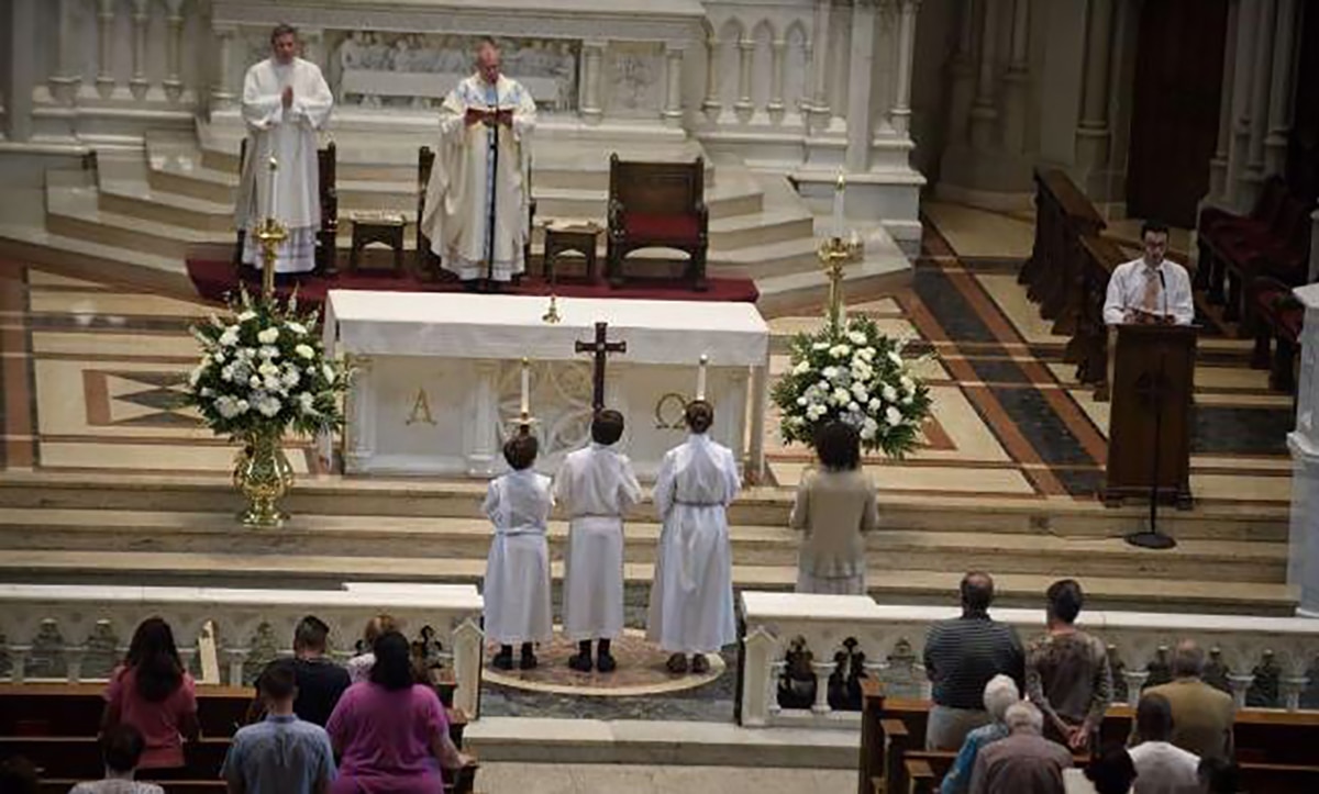 "Sacerdotes pederastas" de EU decían a niños que irían al infierno si no se dejaban tocar