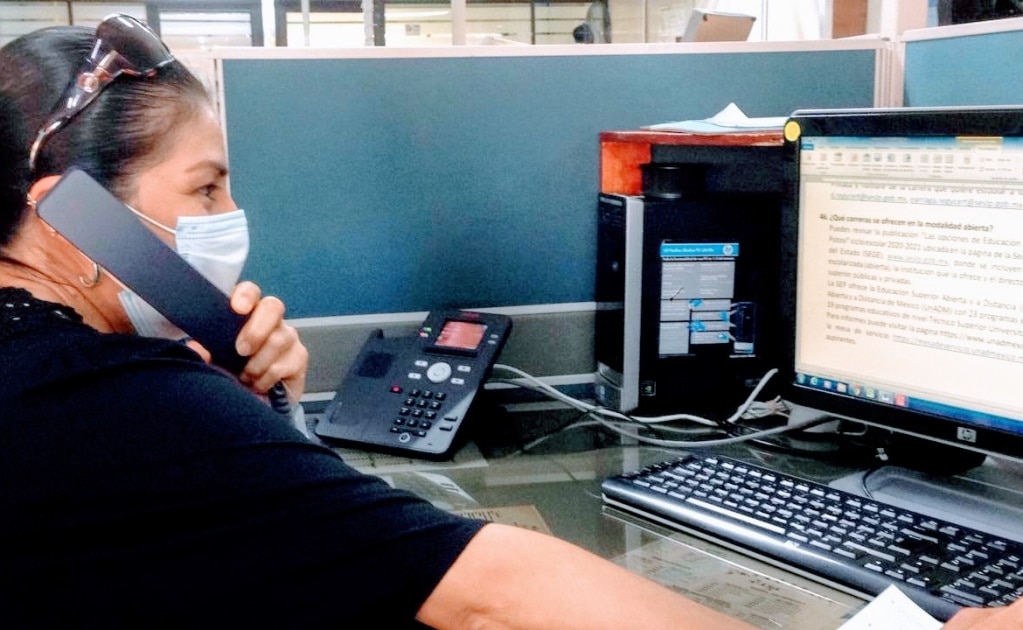 Ante dudas por inicio de ciclo escolar, SEGE instala centro de atención telefónica