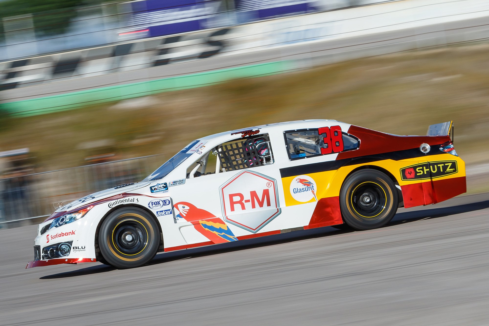 Foto: Carreras en vivo