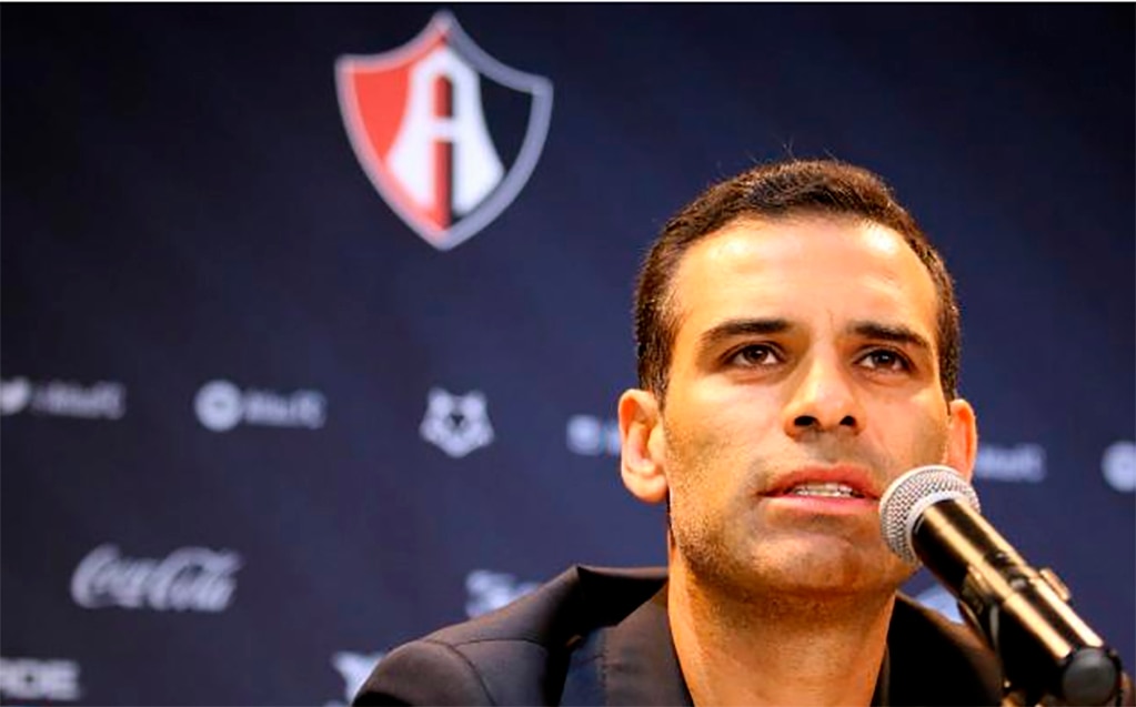 Descongelan cuentas bancarias de Rafa Márquez