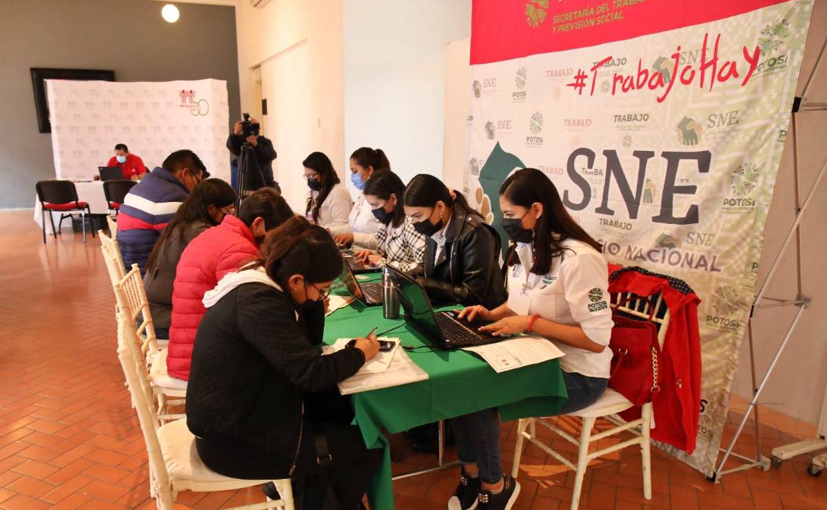 Ofertan mil plazas laborales en Feria Nacional del Empleo en San Luis Potosí