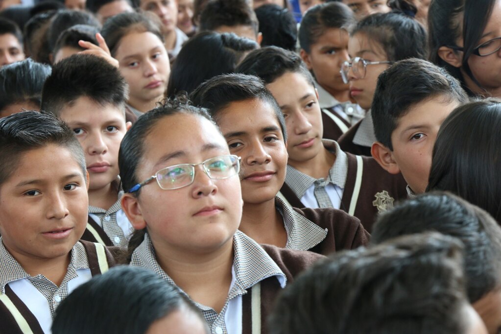 Cerca de 26 mil estudiantes participaron en acciones por la paz y convivencia social