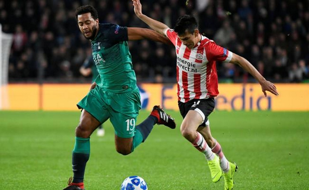PSV y 'Chucky' rescatan empate ante el Tottenham