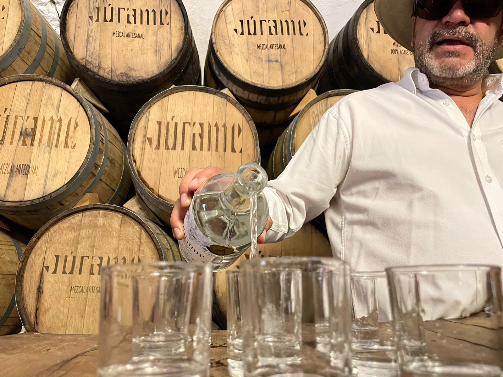 El mezcal más "natural", no se interviene hasta que haya terminado su ciclo de vida