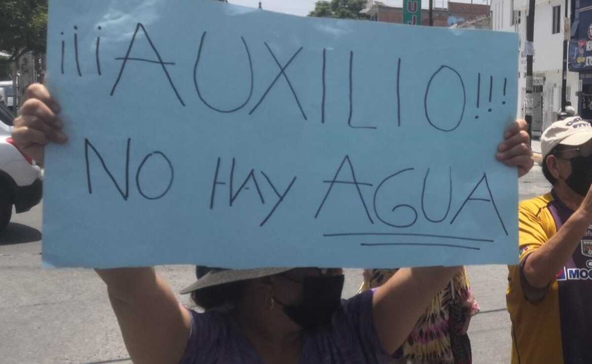 Por miedo, piperos de SLP se niegan a abastecer de agua en algunas colonias. Foto: Archivo EL UNIVERSAL