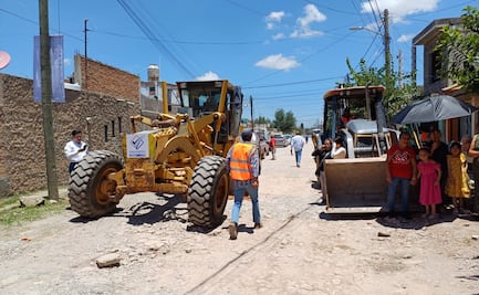 Pavimentarán 35 calles antes de que termine 2025 en capital de SLP; 300 vialidades nunca han sido intervenidas 