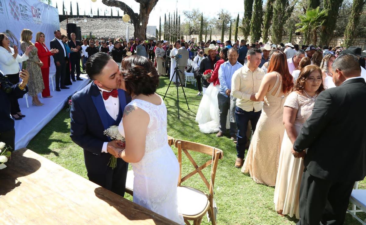 Más de mil 100 parejas se dan el ¡sí acepto! en bodas colectivas de SLP
