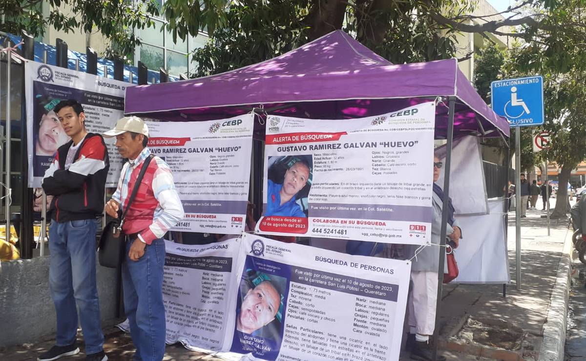 Cumple 24 hrs manifestación de familiares de Gustavo Ramírez, conductor de InDriver, en Fiscalía de SLP